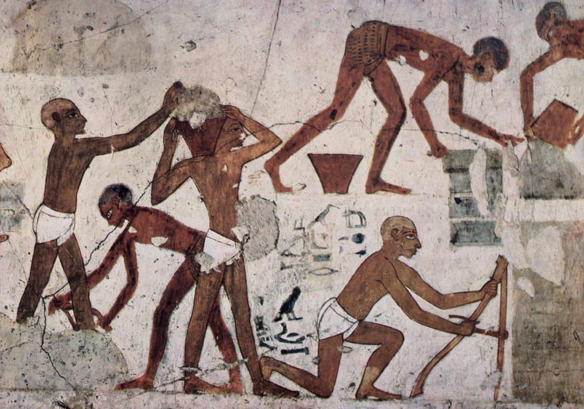 Ilustración sobre el uso de ladrillos en el antiguo Egipto