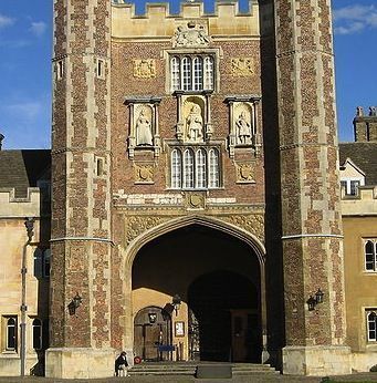 Un arco de Tudor en el Trinity College de Cambridge