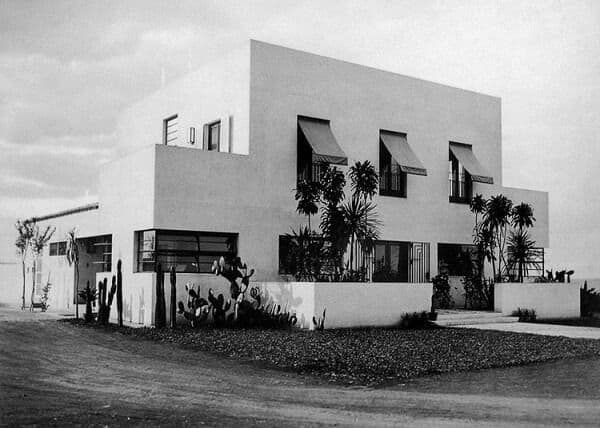 Arquitectura y Urbanismo casa modernista