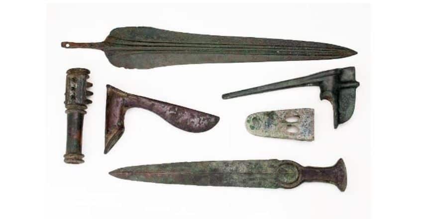 Armas de la Edad de Bronce del Cercano Oriente.