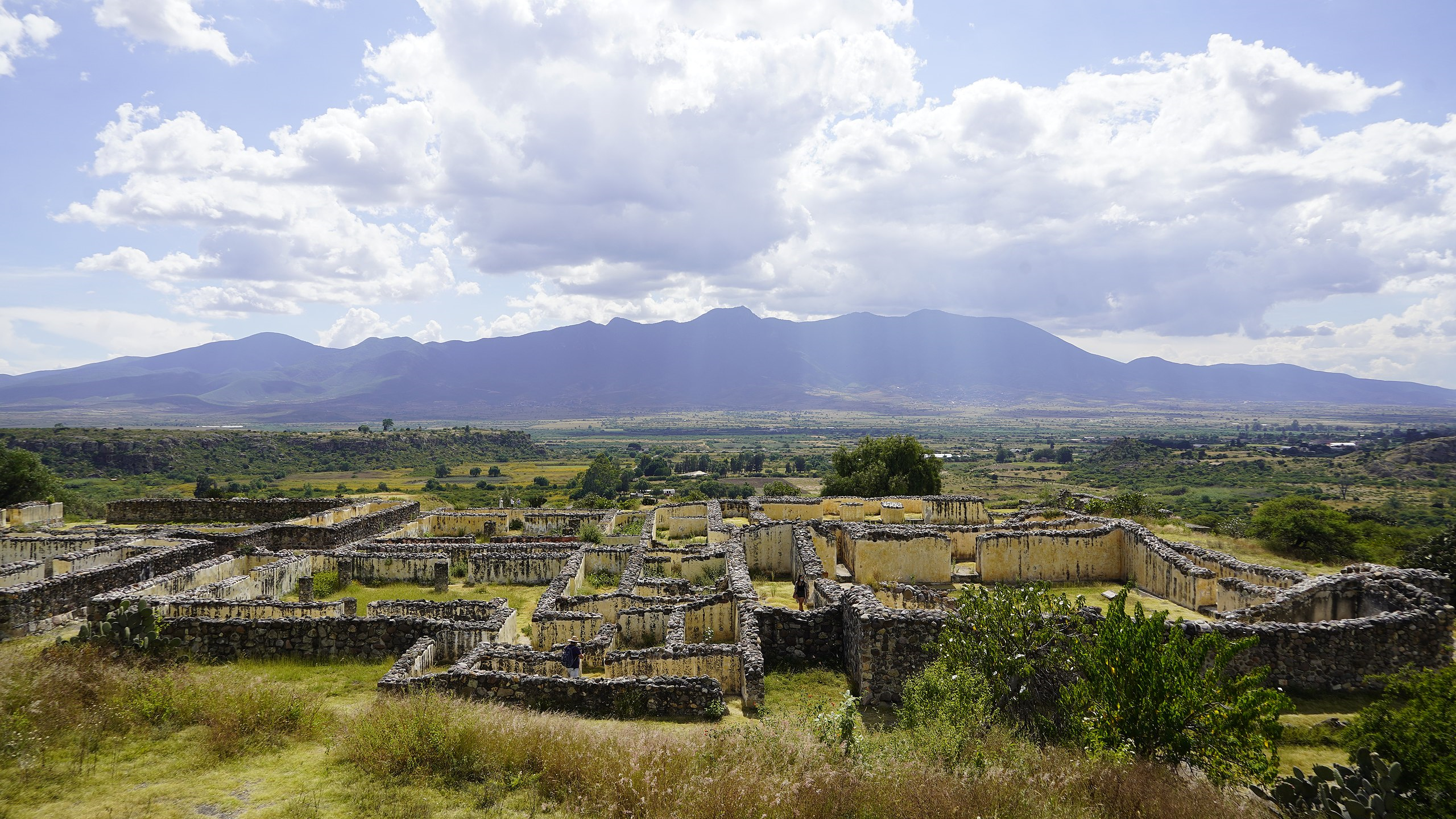 Vista de la Zona Arqueologica de Yagulen el valle de Tlacolula en el estado de